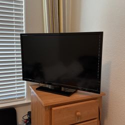 32 Inch Insignia LED TV