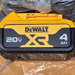 Dewalt 20V MAX Lithium-Ion 4.0Ah Battery Pack