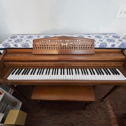 Piano (free)