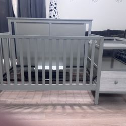 Baby Crib With Changing Station