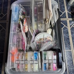 Nail Art, Gems, Glitter 