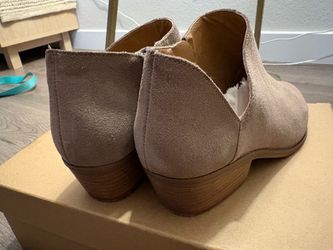 LUCKY BRAND SHORT ANKLE BOOTS