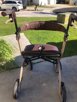 4-Wheel Rollator Walker with Seat