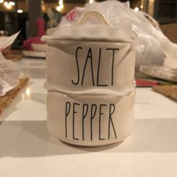 Rae Dunn Salt And Pepper Stacker