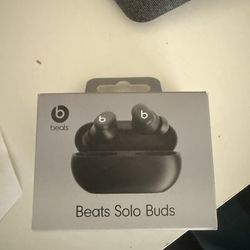Beats Solo Buds