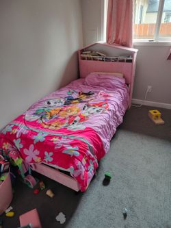Doll House Shaped Twin Bed with Lights