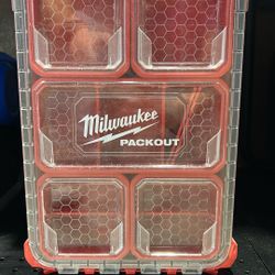 Milwaukee Packout Tool Box 
