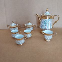 Vintage Royal Crown Tea Set 