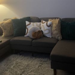 Sectional/ Couch 