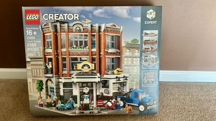 LEGO Creator Expert Modular Buildings 10264 Corner Garage Set 2569 pcs 16+