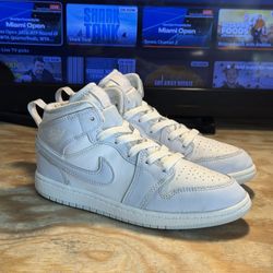 Kids Jordan Retro 1 Mid 