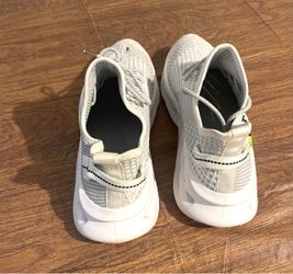 White Gray Knit Slip-On Sneakers