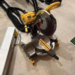 Dewalt Flexvolt Compound Miter Chop Saw DHS716 120v Max