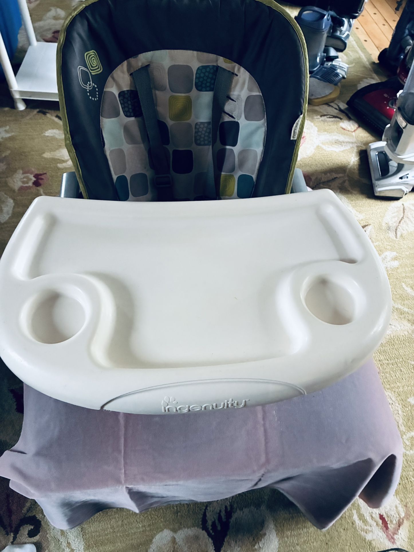 Ingenuity Baby Base 2-in-1 Booster Feeding and Floor Seat with Self-Storing Tray