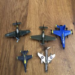 2 Airplane Sets