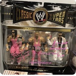 2005 classic superstars limited edition hart foundation Wwe Autographed Bas COA
