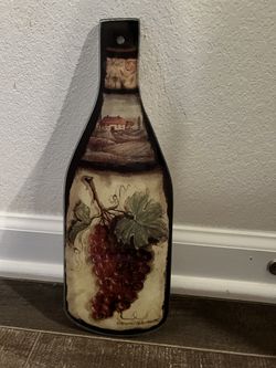 Decorative Wine Shaped Wall Plaque