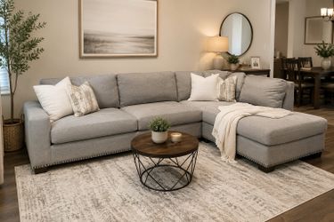 Thomasville sectional w/chaise