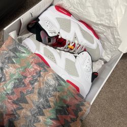 Air Jordan Retro 6 Hare