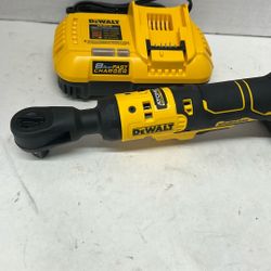 dewalt ratchet with one battery one charger 