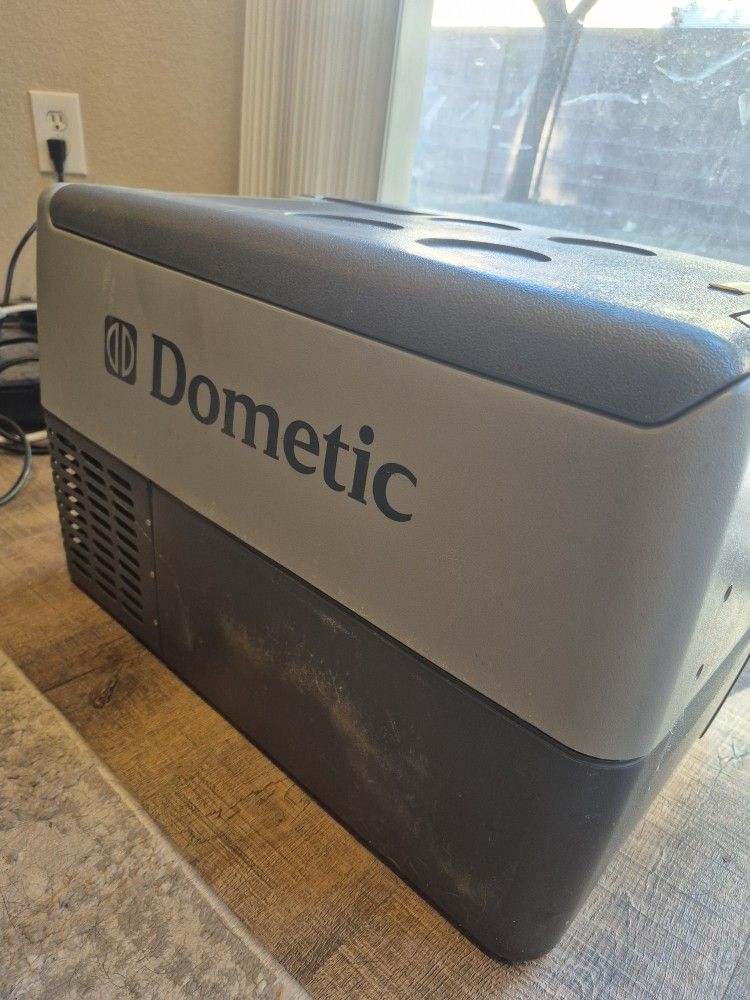 Domestic Electric Cooler - Portable