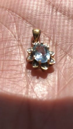 Blue topaz pendant