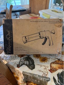 Pampered Chef Cookie Press