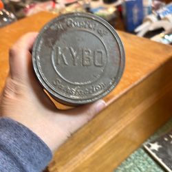 Kybo tin