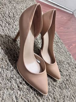 Women’s shoes size 8 like new