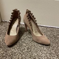 Women’s comfortable heels