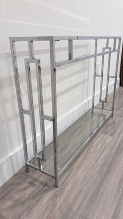 🚨 MOVING SALE! $10 - Modern Glass & Chrome Console Table