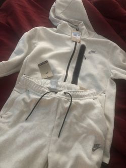 Nike Tech Brand New Size Medium