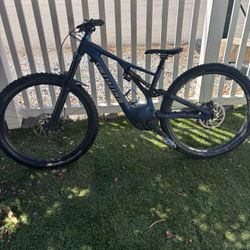Specialized Turbo Levo Full Suspension Electric Mountain Bike