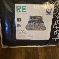 Bed Set$60