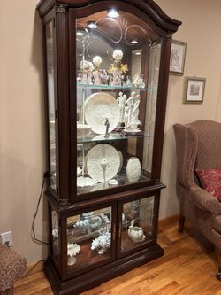 Mahogany glass curio , china cabinet , glass shelves beautiful piece