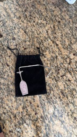 Purse holder.