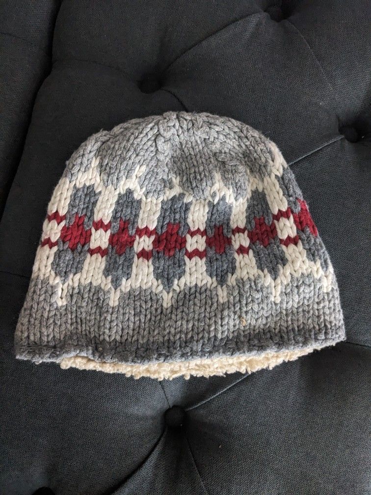 Hollister Sherpa Beanie