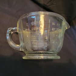 Vintage Ribbed Clear Glass 2 Cup Measuring Cup Pedestal Batter Bowl Pour Spout