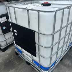 275 Gallon Totes