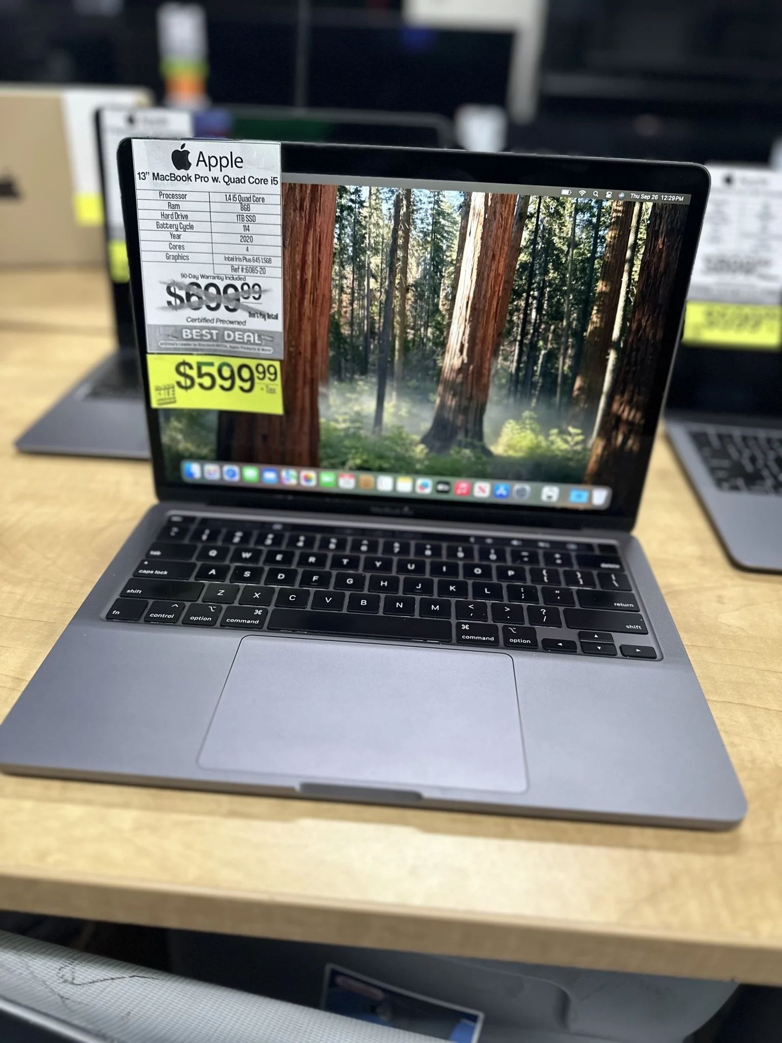 13" MacBook Pro Retina Touch Bar 1.4 i5 8GB RAM 1TB SSD 2020