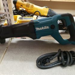 NEW Out Of Box Makita 12 Amp Reciprocating Saw JR3051T