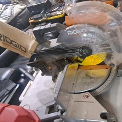 Rigid 10 Inch Miter Saw