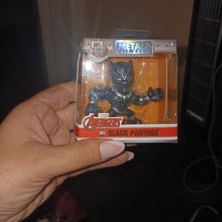 Metals Die Cast Black Panther M502 Marvel Avengers 
