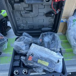 VEVOR Electric Car Jack, 5 Tons /11000 lbs, Scissor Jack with Built-in Inflator, 12V Tire Change Replacement with Impact Wrench & LED Light, Portable 