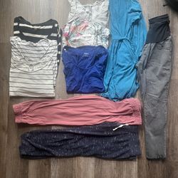 XL Maternity Clothes Lot