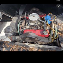 Needs a new radio, runs an idles fine i have the title an everything open to trades, comes with ski ropes and tubes, upholstery just redone will trade