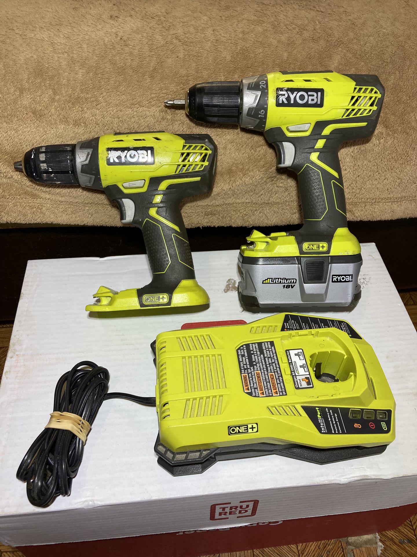 Ryobi One+ Drill 18v Lithium Set 