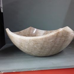 Marmol  Sink.  Very elegant 