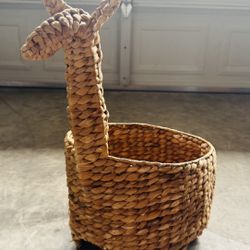 Lama Basket