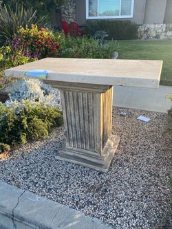 Sofa/side table - free